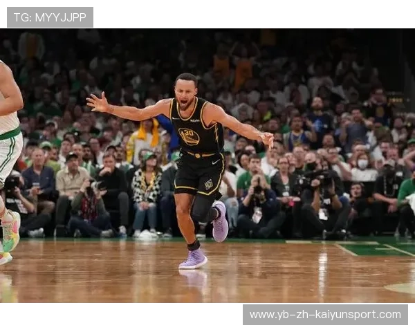 勇士压哨战胜凯尔特人，系列赛焦点战中库里砍下47分，2021年4月18日勇士vs凯尔特人