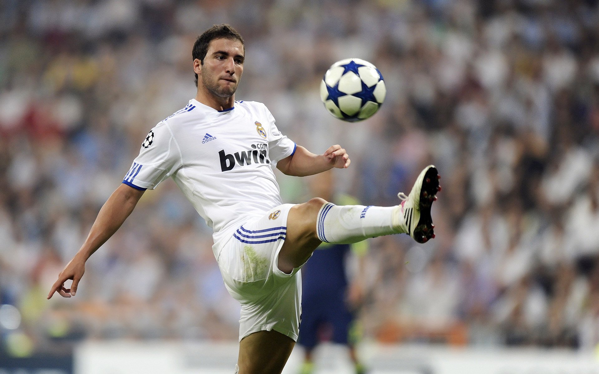 开云·体育官网APP下载-中超保级大战进入关键节点每分皆关键，中超保级形势分析